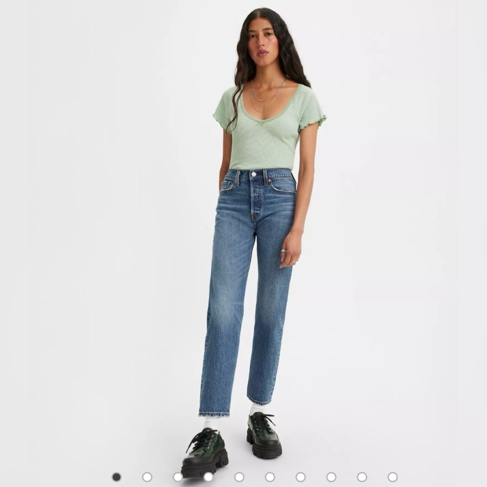 Levi’s Premium Wedgie Straight Leg Women’s Button Fly Jeans Size 27
